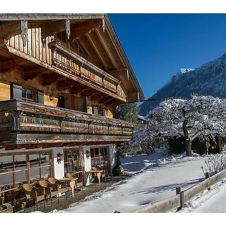 At The Martin Hirschbichler Guesthouse * Inzell